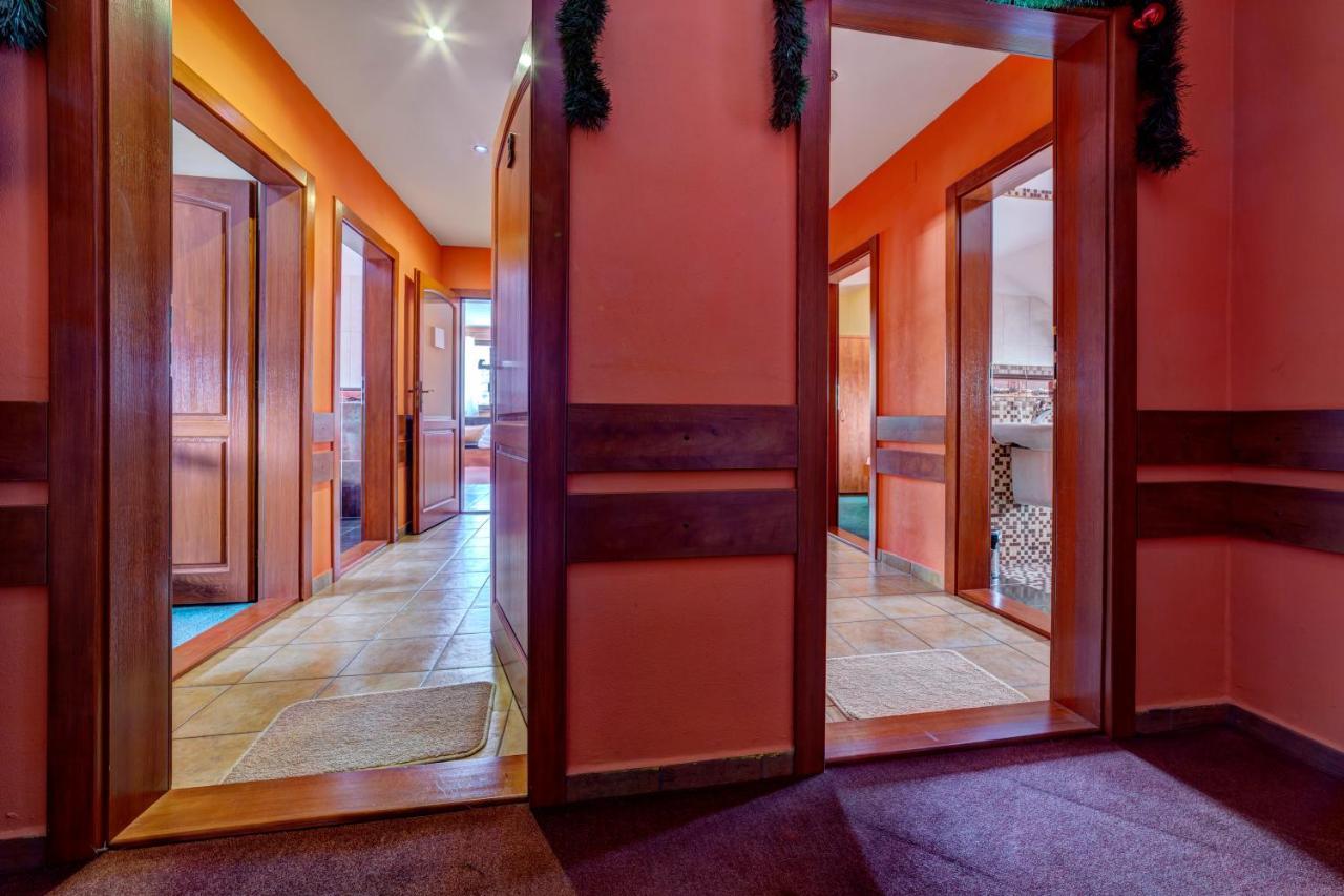 Apartmanovy Dom Slniecko Žiar Exterior foto