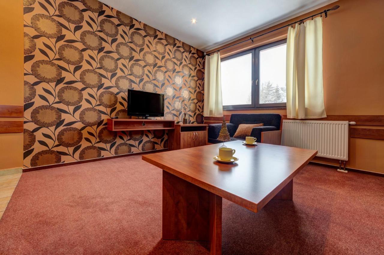 Apartmanovy Dom Slniecko Žiar Exterior foto