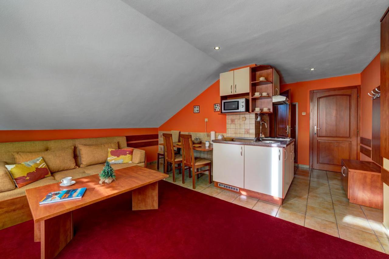 Apartmanovy Dom Slniecko Žiar Exterior foto